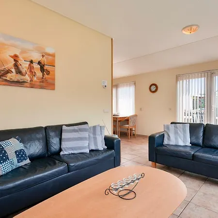 Holiday home Pinusoord 3 - *